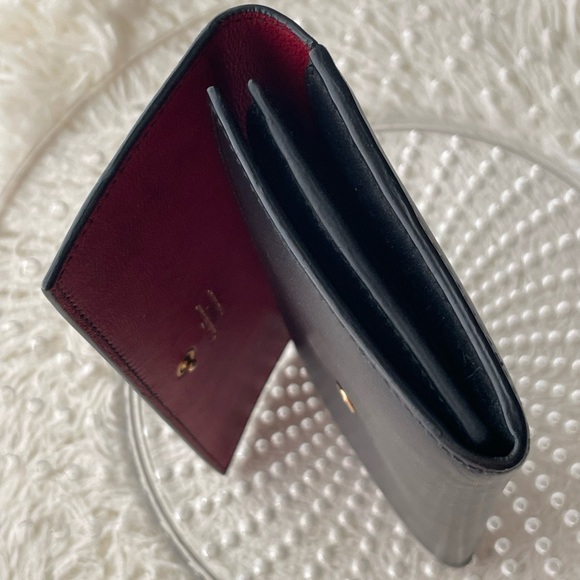 Salvatore Ferragamo Wallet - Picture 9 of 12